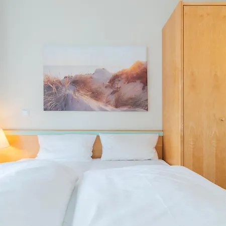 378, Seepark Apartment *