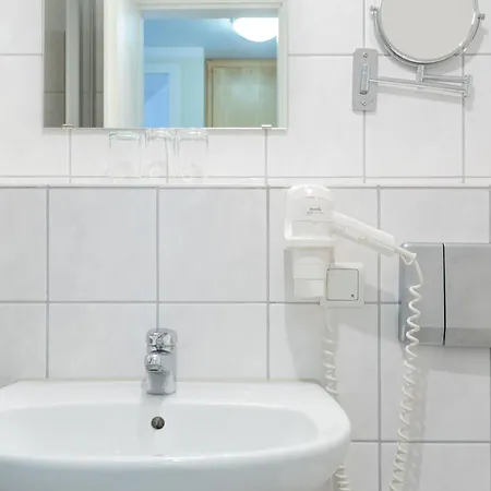 378, Seepark Apartment *